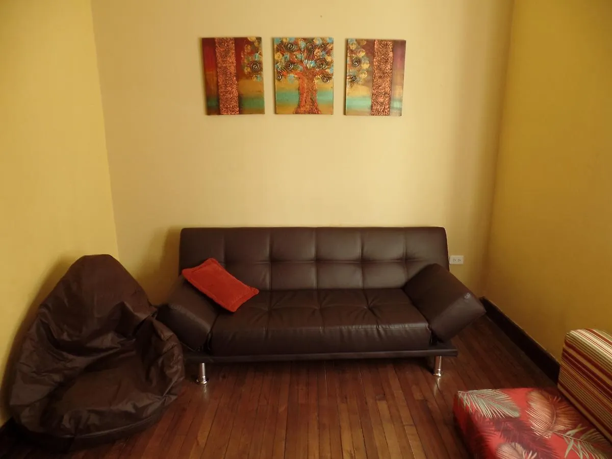 Hostel Revolution Κίτο