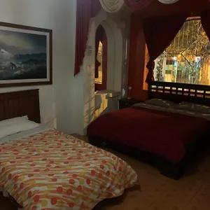 Pensión Hostal The Imperial, Quito